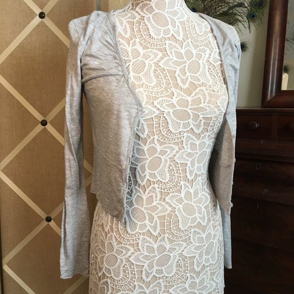 Express Tops - Express Button Up Crop Top